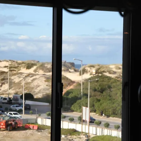 Beach View Peniche-baleal Holidays *